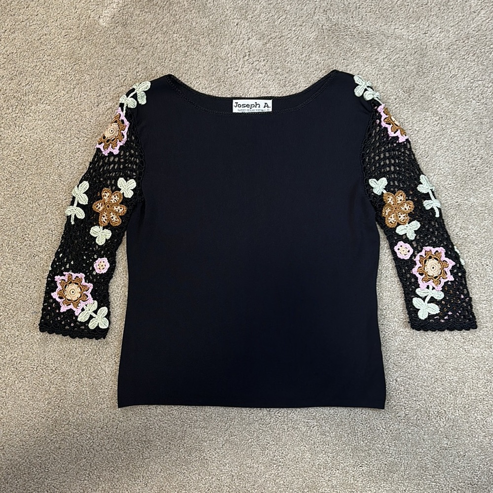 Vintage Joseph A. knit top with crochet flower sleeves
